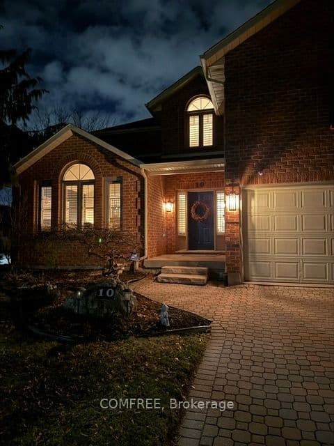 Detached at 10 Endicott Drive, St. Catharines, ON L2S 3R6