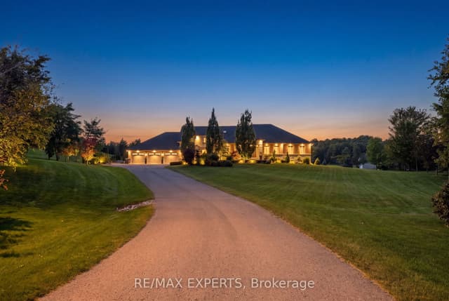Detached at 4 Woodlot Court, Caledon, ON L7E 0C2