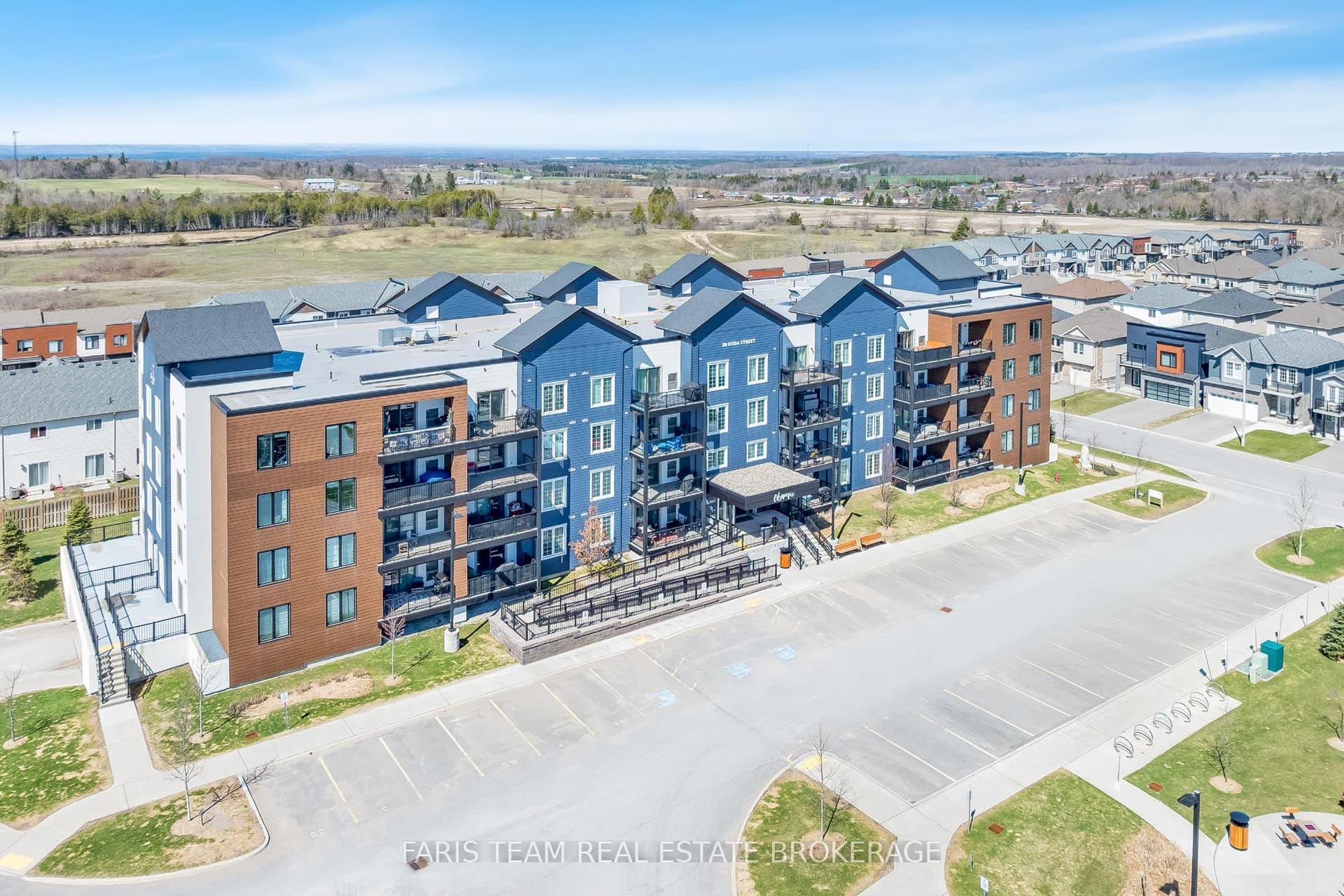 Suite 211 · Floor 2, Unit 211 · 20 Koda St