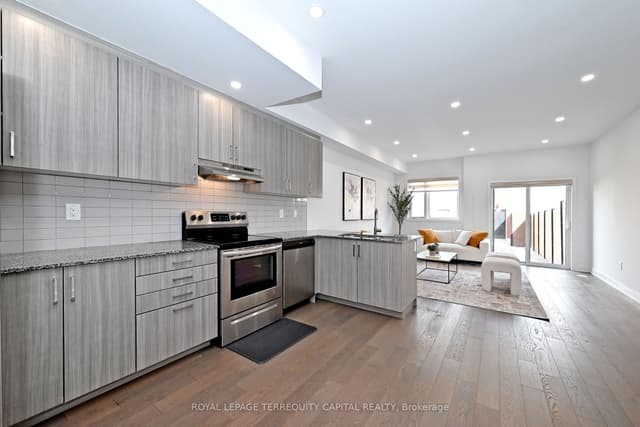 Att/Row/Townhouse at 101 William Duncan Road, Toronto, ON M3K 0C7, Toronto W05