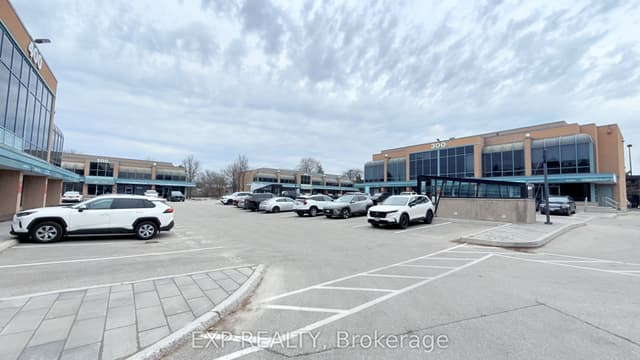 Office at 1315 Lawrence Avenue E 522, Toronto, ON M3A 3R3, Toronto C13