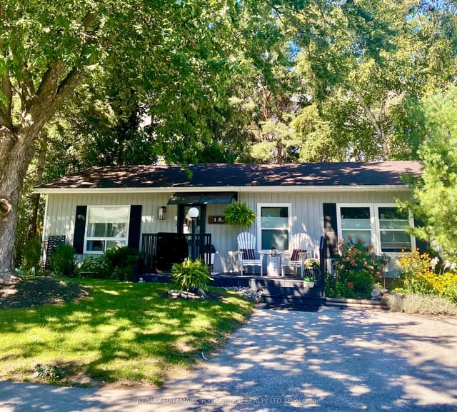 Detached at 18 Cherrywood Lane, Innisfil, ON L9S 1M6