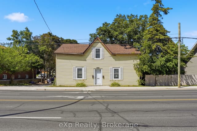 Duplex at 188 Dundas Street W, Quinte West, ON K8V 3R2