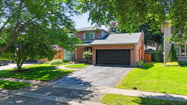 Detached at 29 Winter Way, Brantford, ON N3T 6G3