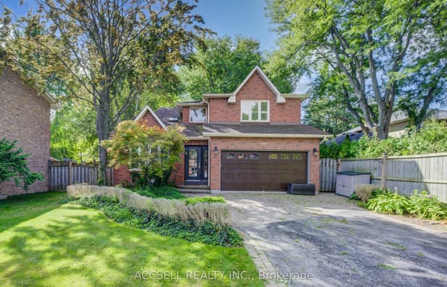 Detached at 600 Highvalley Road, Hamilton, ON L9G 3X3