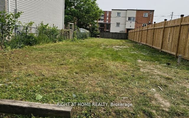 Vacant Land at 361 Adelaide Avenue W, Oshawa, ON L1J 2R7