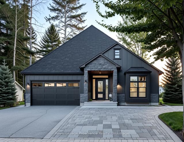 Detached at 36 Deerview Drive, Quinte West, ON K8V 5P4