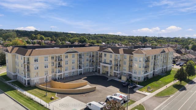 Condo Apartment at 21 Brookhouse Drive 106, Clarington, ON L1B 0V4