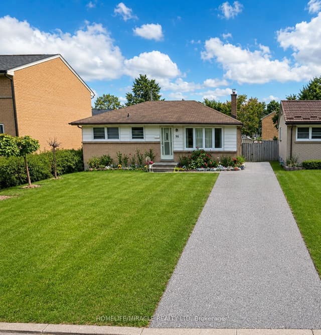 Detached at 104 Queenston Crescent, London East, ON N5W 1N6