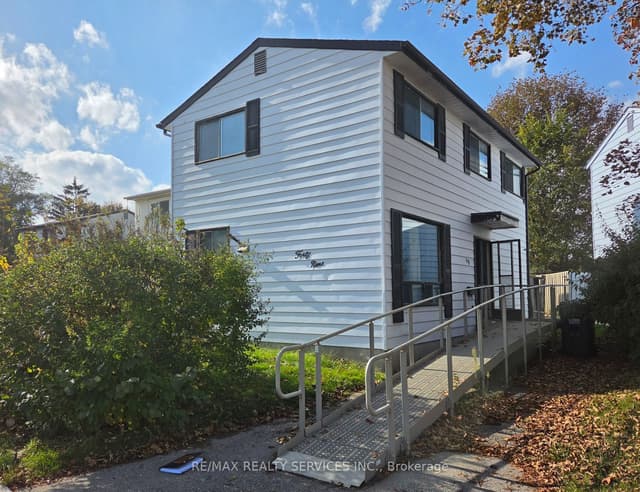 Detached at 49 Huntingwood Crescent, Brampton, ON L6S 1S5