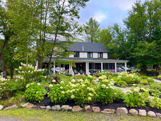 Detached at 1040 Walker Lake Drive, Lake of Bays, ON P1H 2J6