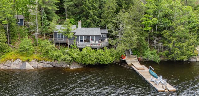 Detached at 3228 Twelve Mile Bay Road, Georgian Bay, ON P0C 1H0