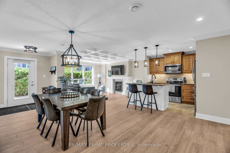 320 SUGARCREEK Trail