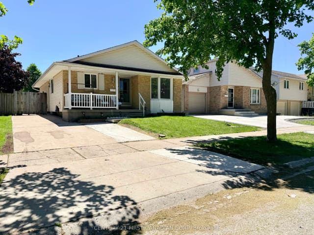 Detached at 74 Tumbleweed Crescent, London South, ON N6E 2N8