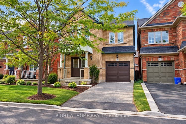 427 Chandler Crescent