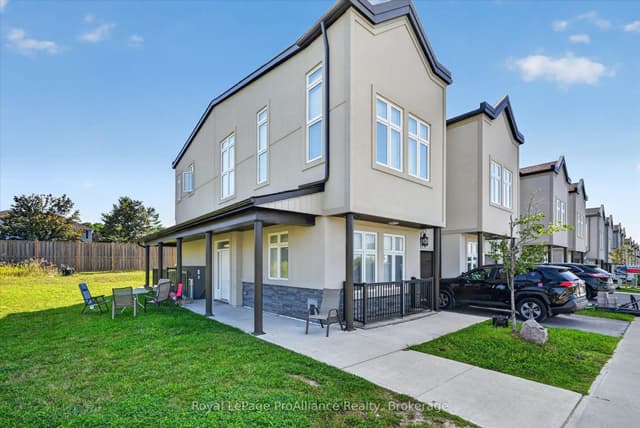Condo Townhouse at 550 Brealey Drive 16, Peterborough, ON K9K 2R8