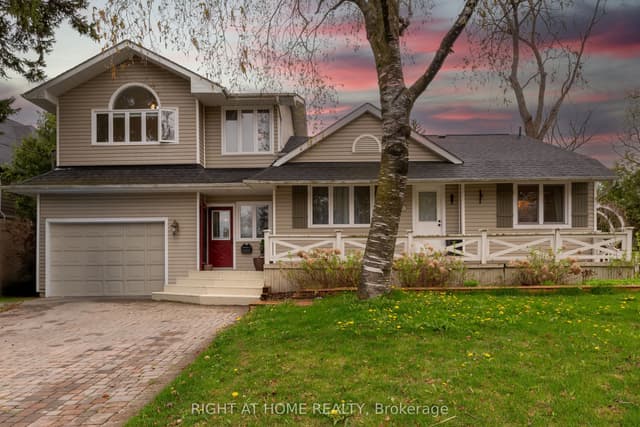 Detached at 120 Wright Street, Richmond Hill, ON L4C 4A5