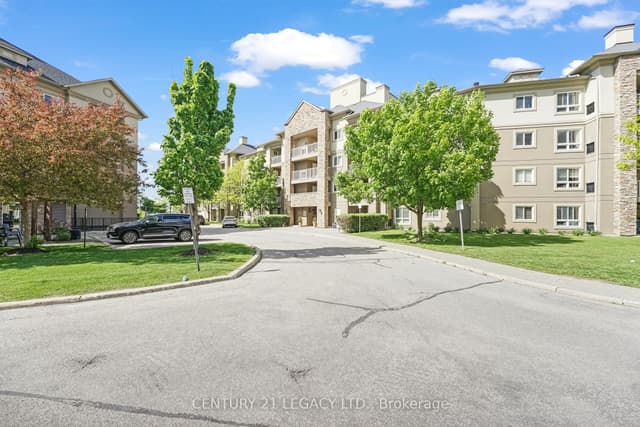 Condo Apartment at 8 Dayspring Circle 1307, Brampton, ON L6P 2Z7