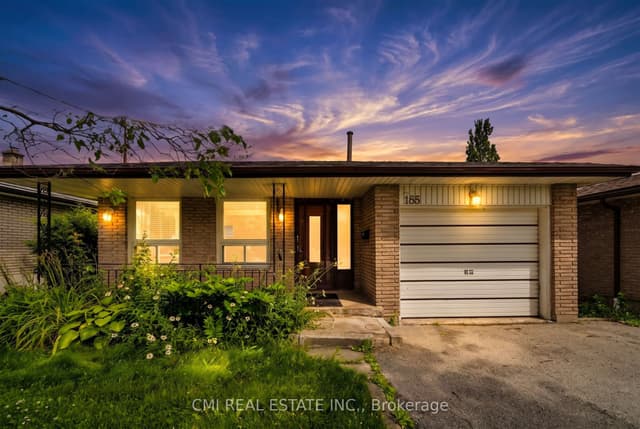 Detached at 185 Lavina Crescent, Hamilton, ON L9C 5S8