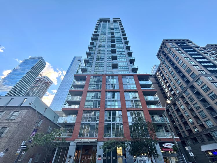 126 Simcoe Street