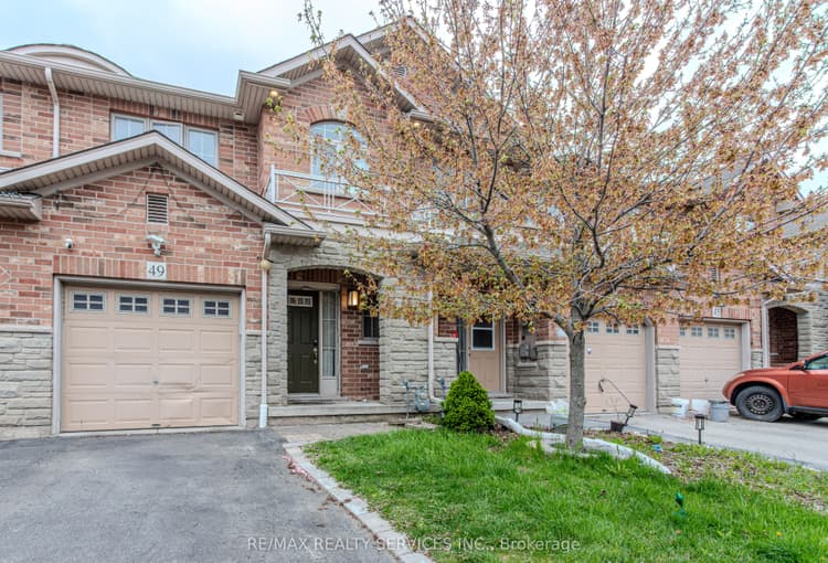 49 Marina Point Crescent