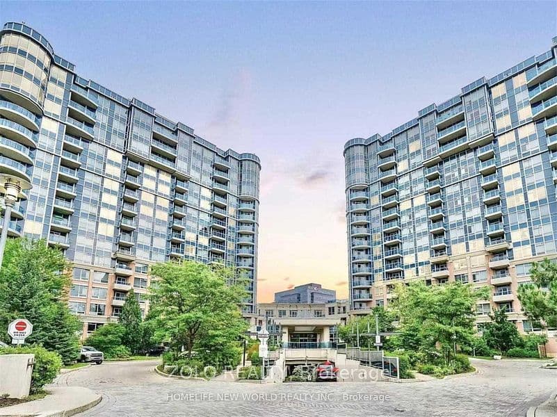 Suite 318 · Floor 3, Unit 318 · 33 Cox Blvd