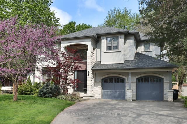 Detached at 1569 Wembury Road, Mississauga, ON L5J 2L8