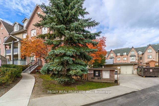Condo Townhouse at 75 Weldrick Road E 829, Richmond Hill, ON L4C 0H9