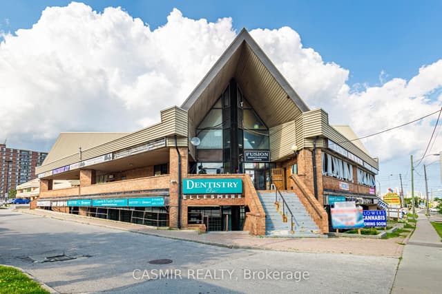 Office at 880 Ellesmere Road N235, Toronto, ON M1P 2W6, Toronto E04