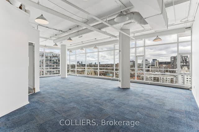 Office at 477 Richmond Street 903, Toronto, ON M5V 3E7, Toronto C01