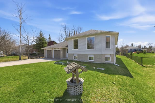 Detached at 27 Creek Drive, Georgina, ON L0E 1N0