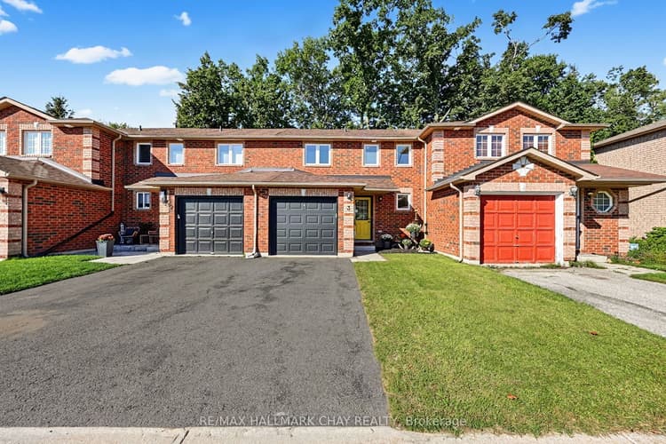 38 Kenwell Crescent