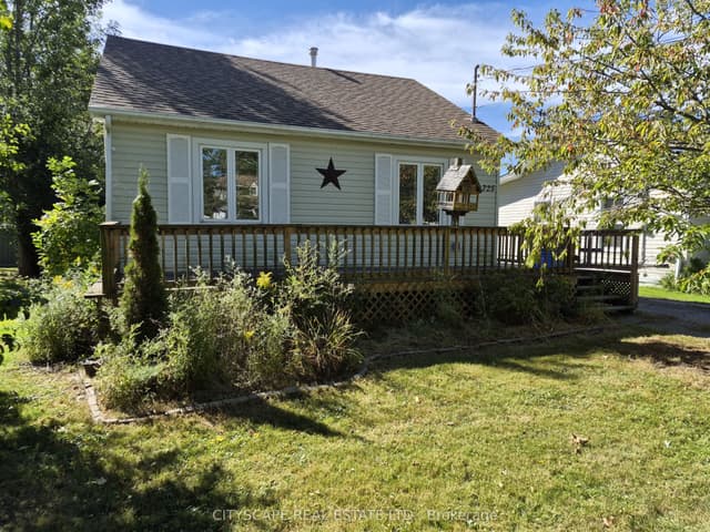 Detached at 725 Dominion Road, Fort Erie, ON L2A 1G9