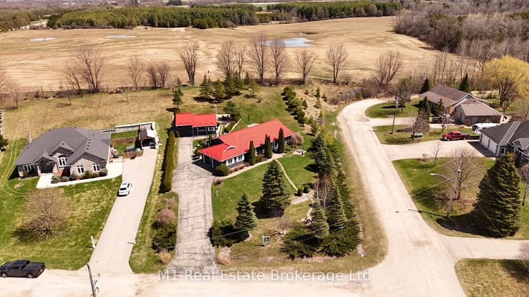 2 Joanne Crescent