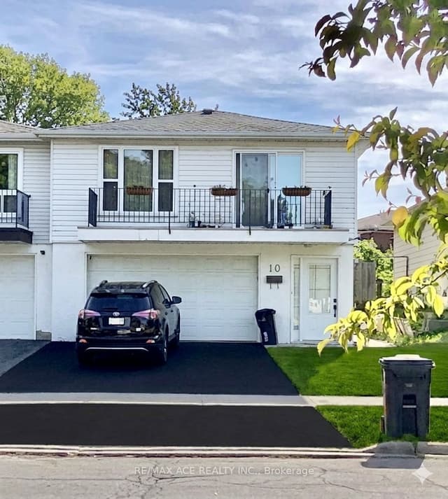 Semi-Detached at 10 Parkdene Court, Toronto, ON M1W 2J3, Toronto E05