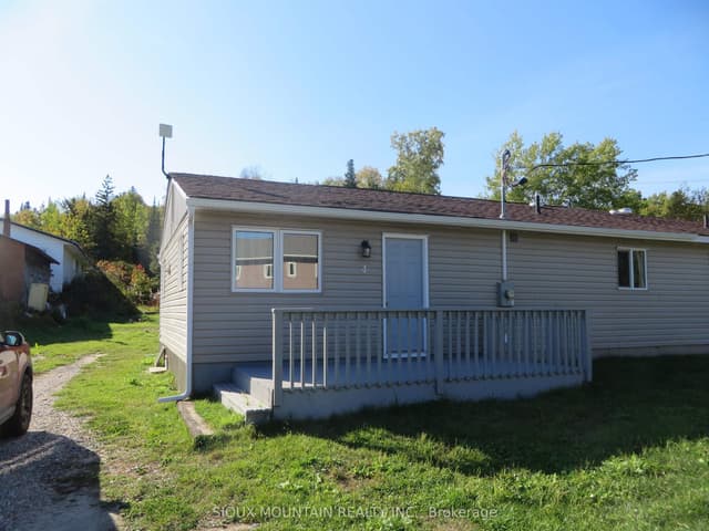 Semi-Detached at 4 First Ave, Sioux Lookout, ON P0V 1X0