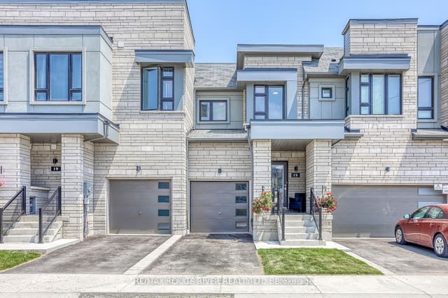 Att/Row/Townhouse at 19 Caspian Square, Clarington, ON L7C 3N1