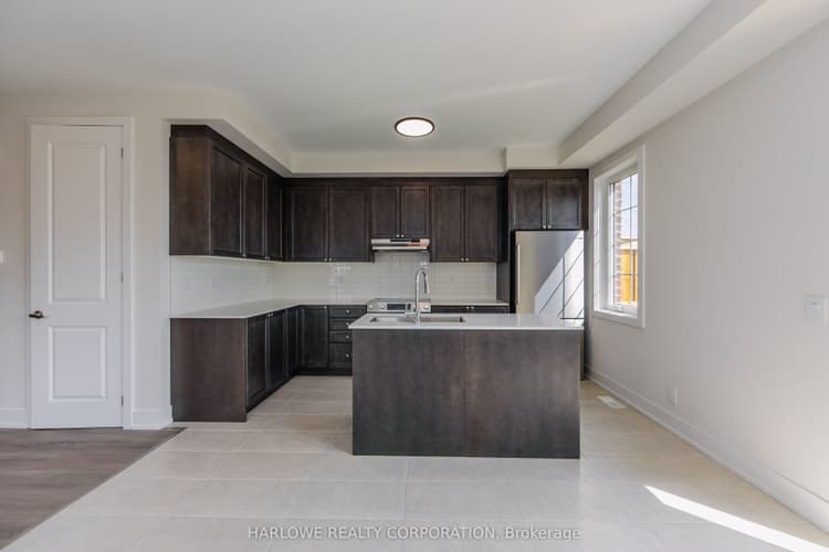 332 Waterhouse Crescent