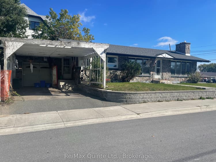 1 Lorne Avenue