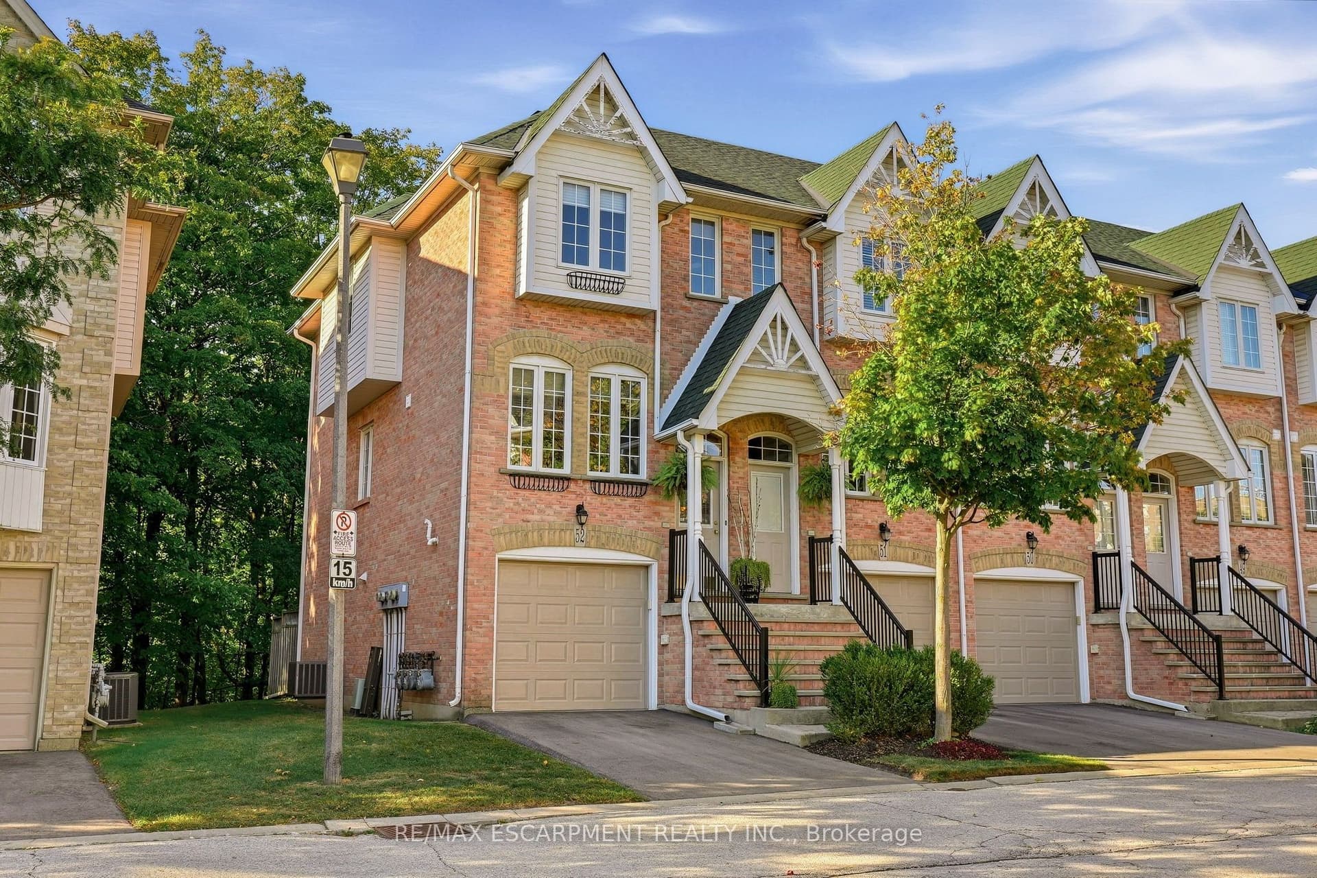 Suite 52, Unit 52 · 3480 Upper Middle Rd