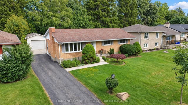 Detached at 564 Chiddington Avenue, London South, ON N6C 2W5
