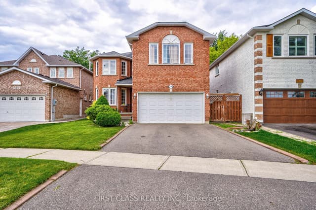 Detached at 3309 Loyalist Drive, Mississauga, ON L5L 5T7