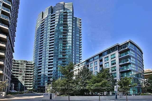 Suite 428 · Floor 4, Unit 428 · 231 Fort York Blvd
