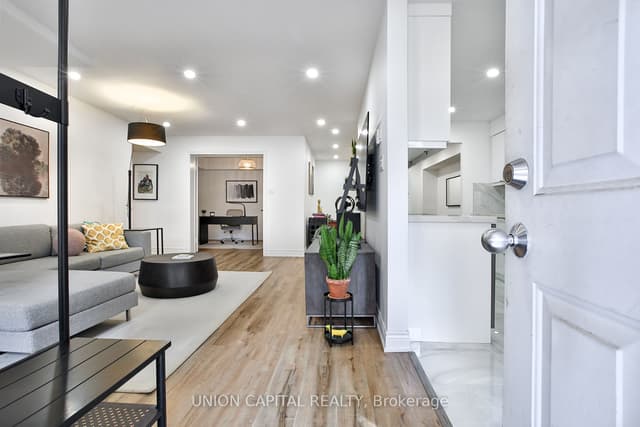 Condo Townhouse at 12 Sudbury Street 201, Toronto, ON M6J 3W7, Toronto C01