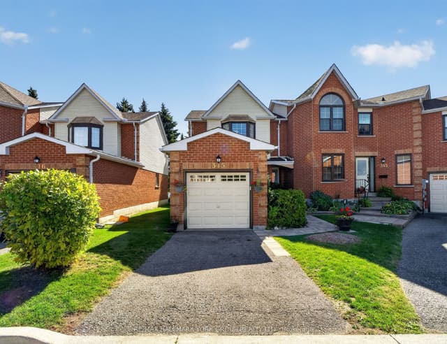 Condo Townhouse at 315 Wilkes Court 32, Aurora, ON L4G 6G7