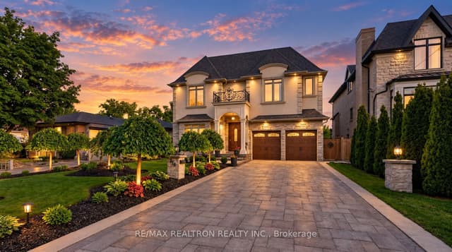Detached at 374 Elmwood Avenue, Richmond Hill, ON L4C 1M1