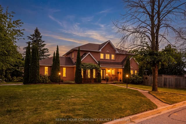 Detached at 68 Autumn Way, Aurora, ON L4G 4P4