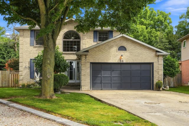 Detached at 34 Lisajane Court, Hamilton, ON L9B 2N6