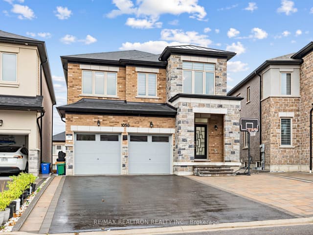 Detached at 1059 Purus Path, Pickering, ON L1X 0H3