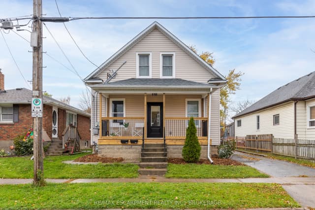 Duplex at 50 Fifth Street, Welland, ON L3B 4Z5